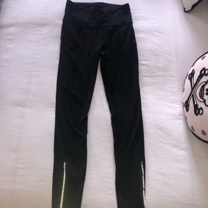 Black Lululemon leggings